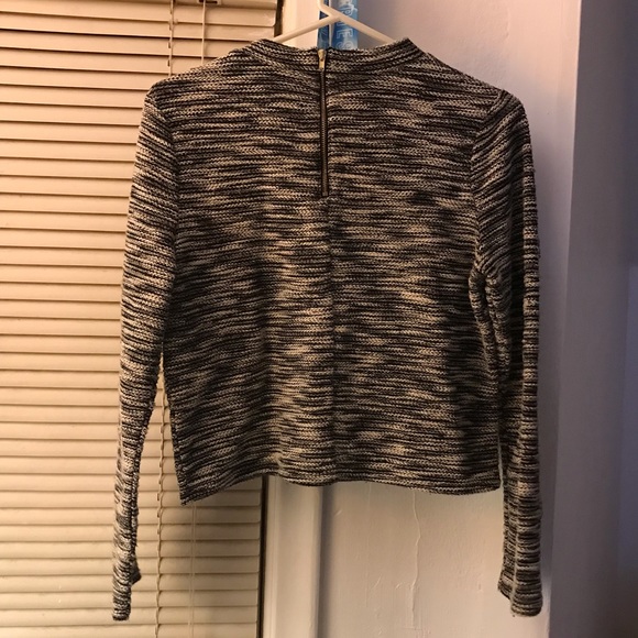 H&M Cropped Top - Picture 2 of 2